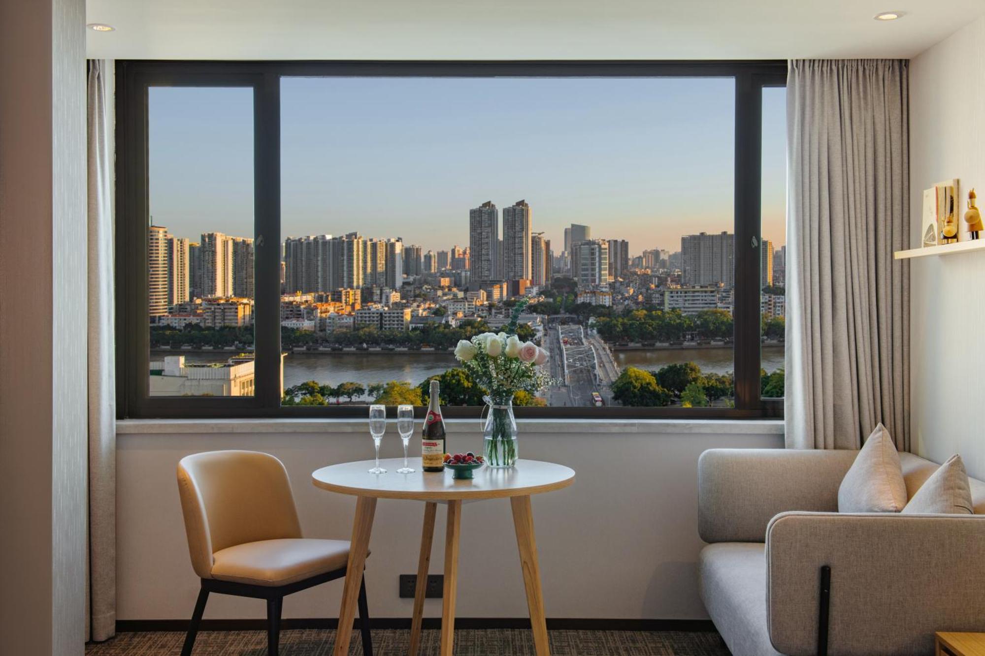 Guangzhou Hotel - Free Shuttle Bus To Exhibition Center During Canton Fair Period المظهر الخارجي الصورة